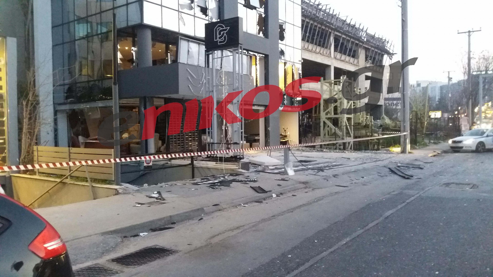 ΦΩΤΟ από το σημείο της έκρηξης στο Μαρούσι- ΤΩΡΑ