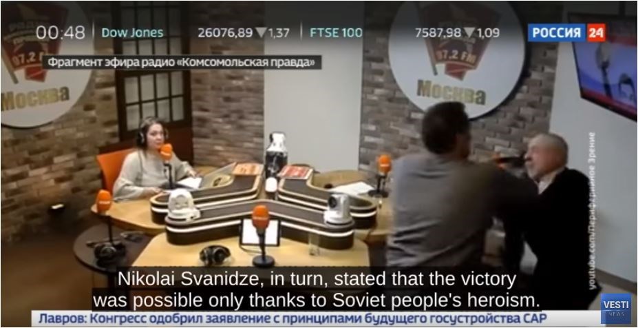 Μπουνιές σε ζωντανή μετάδοση- Πιάστηκαν στα χέρια μέσα στο στούντιο- BINTEO