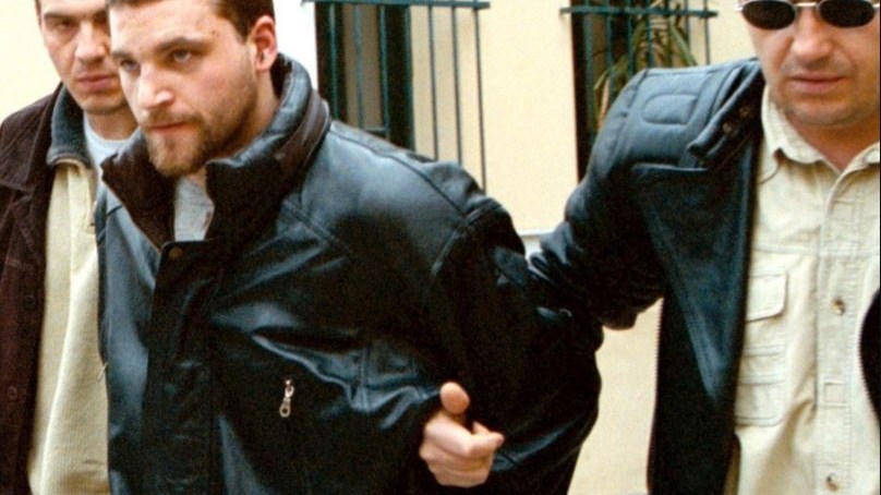 Άφησε τα όπλα και θέλει να πιάσει τα…λιβανιστήρια – Ο διαβόητος κακοποιός Κώστας Πάσσαρης θέλει να μονάσει στο Άγιο Όρος