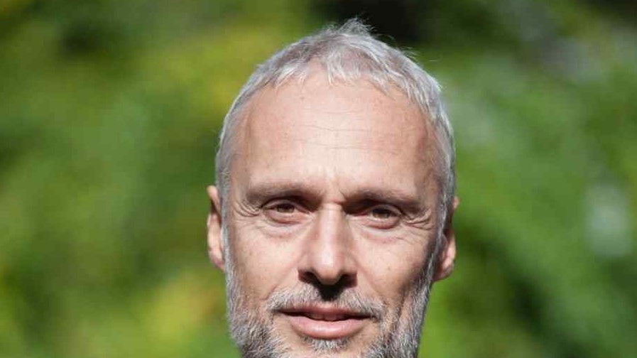 Συγκλονίζει ο Αντώνης Φραγκάκης μιλώντας για το τροχαίο που είχε 300 μέτρα από το σπίτι του – ΒΙΝΤΕΟ