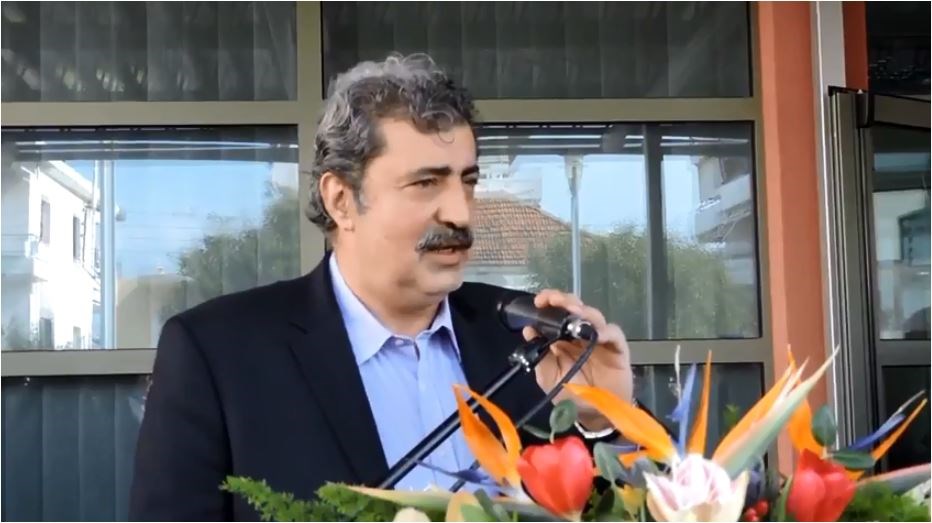 Μουσικό “χαλί” σε ομιλία του Πολάκη το “Μακεδονία ξακουστή”, δια χειρός… ντελάλη- ΒΙΝΤΕΟ