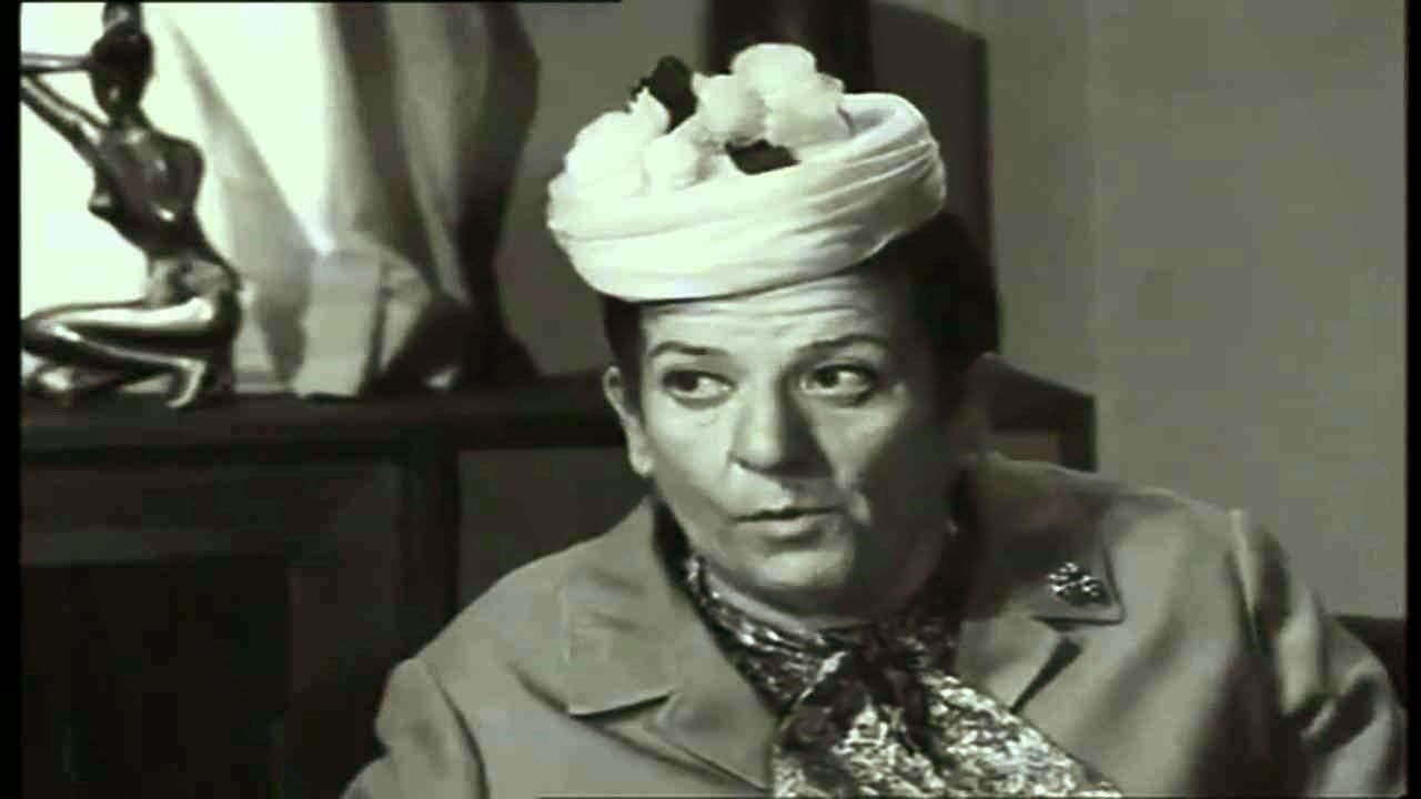 Το πικρό τέλος της σπουδαίας κωμικού Σαπφούς Νοταρά – Πέθανε μόνη και τη βρήκαν με ένα σβησμένο τσιγάρο στο χέρι