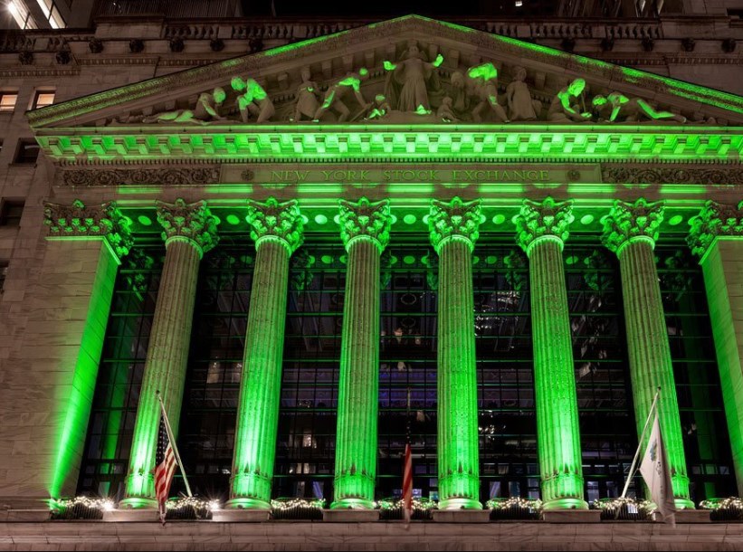 Wall Street: Βουτιά 2,5% του Dow Jones