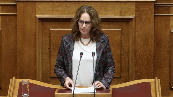 Παπανάτσιου: Εξίσωση των αντικειμενικών αξιών με τις εμπορικές