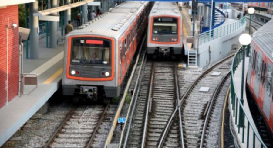 Άντρας λιποθύμησε μέσα στο τρένο στο Μαρούσι