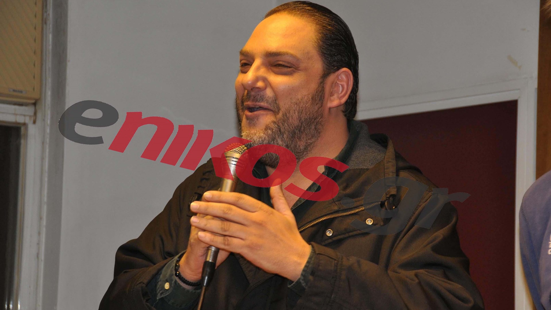 Mόνο στο enikos.gr: Ηχητικό ντοκουμέντο- Τα λόγια που “αντάλλαξαν” ο Στέλιος Διονυσίου με συνδικαλιστή αστυνομικό- Η τυχαία συνάντησή τους- ΦΩΤΟ