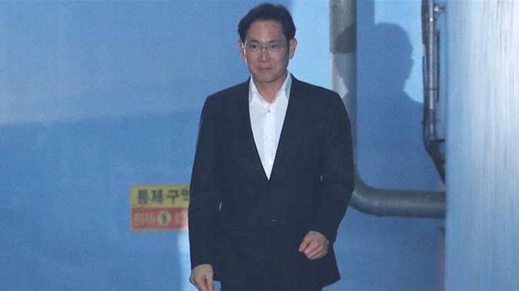 Αποφυλακίζεται ο κληρονόμος της Samsung