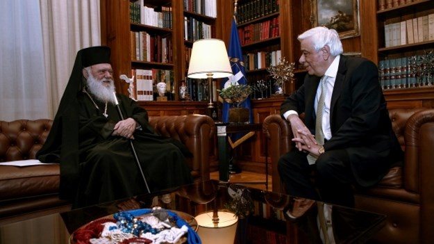 Ο Παυλόπουλος σε Ιερώνυμο: Μέγιστη η συμβολή σας στην κατεύθυνση της αρμονικής συμπόρευσης Πολιτείας-Εκκλησίας