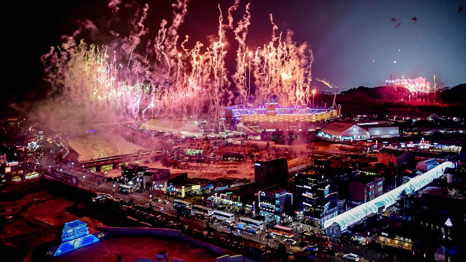 Εντυπωσιακές φωτογραφίες από την τελετή έναρξης των Χειμερινών Ολυμπιακών Αγώνων