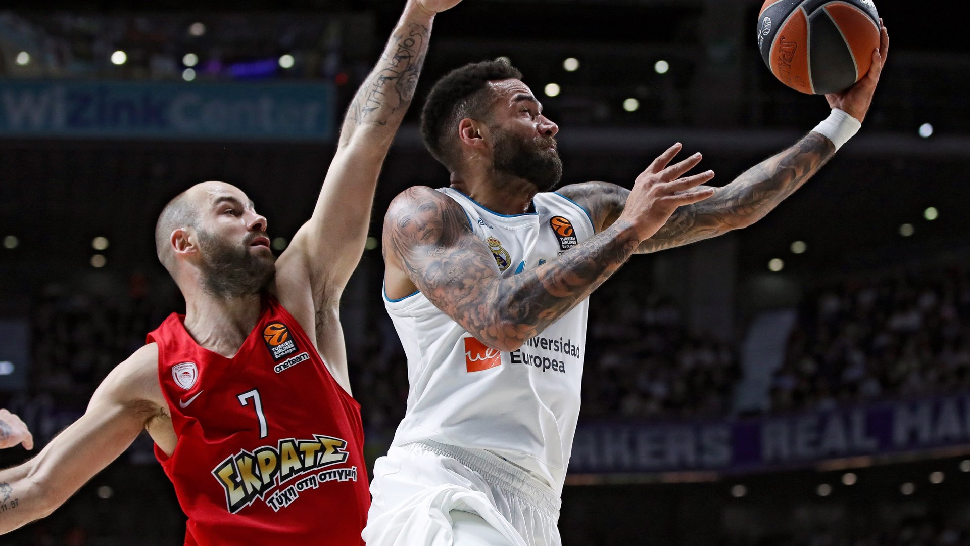 Ρεάλ – Ολυμπιακός 62-65 (30′)