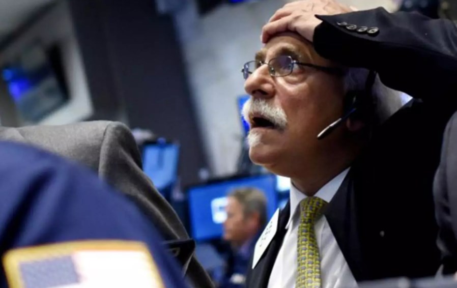 Handelsblatt: Αναμένονται και νέες δονήσεις στα χρηματιστήρια