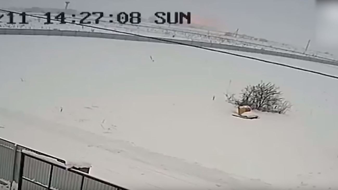 BINTEO- ντοκουμέντο: Η στιγμή της συντριβής του ρωσικού αεροσκάφους με τους 71 επιβαίνοντες