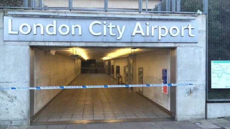 Βρέθηκε βόμβα του Β’ Παγκοσμίου Πολέμου στο αεροδρόμιο City του Λονδίνου– Ακυρώθηκαν όλες οι πτήσεις