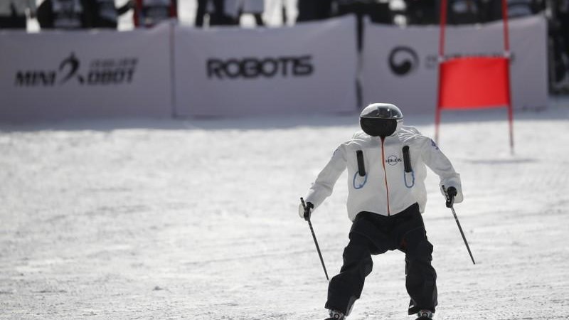 Ρομπότ …σκιέρ κάνουν τους δικούς τους Ολυμπιακούς αγώνες στη Νότια Κορέα