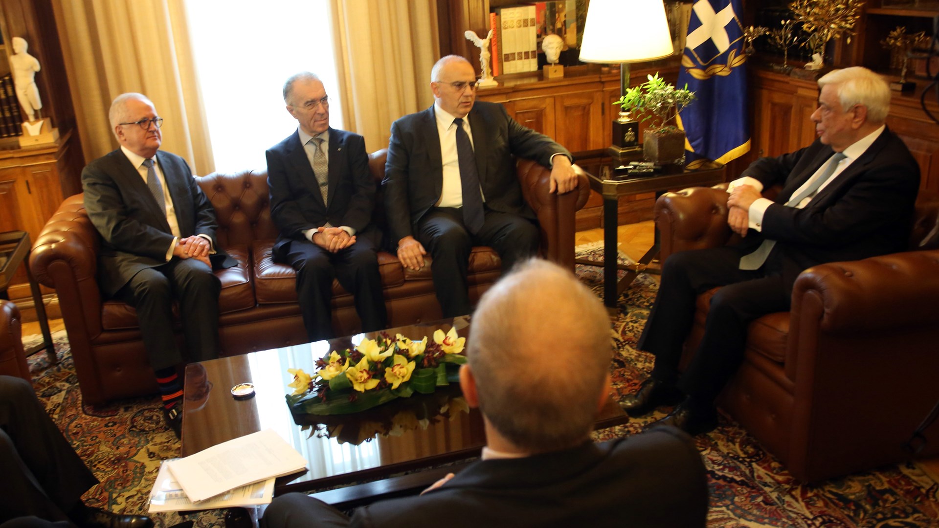 Συνάντηση Παυλόπουλου με το προεδρείο της Ελληνικής Ένωσης Τραπεζών