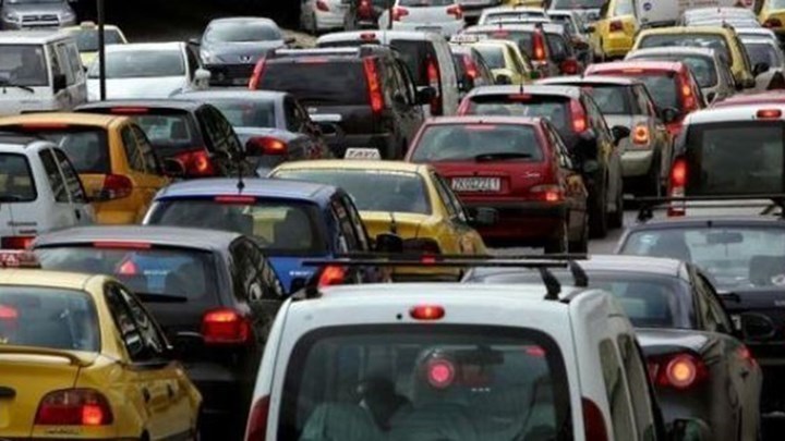 Κυκλοφοριακό χάος στην Αθήνα – Ποιοι δρόμοι είναι μποτιλιαρισμένοι