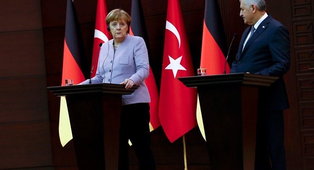 Πιέσεις στη Μέρκελ για να κρατήσει σκληρή γραμμή απέναντι στην τουρκική επιθετικότητα