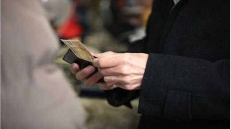 Θα δουλέψετε την Καθαρά Δευτέρα; Έτσι πρέπει να πληρωθείτε