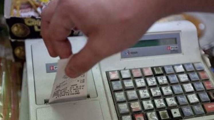 “Τσουχτερά” πρόστιμα για αποδείξεις και “πειραγμένες” ταμειακές μηχανές