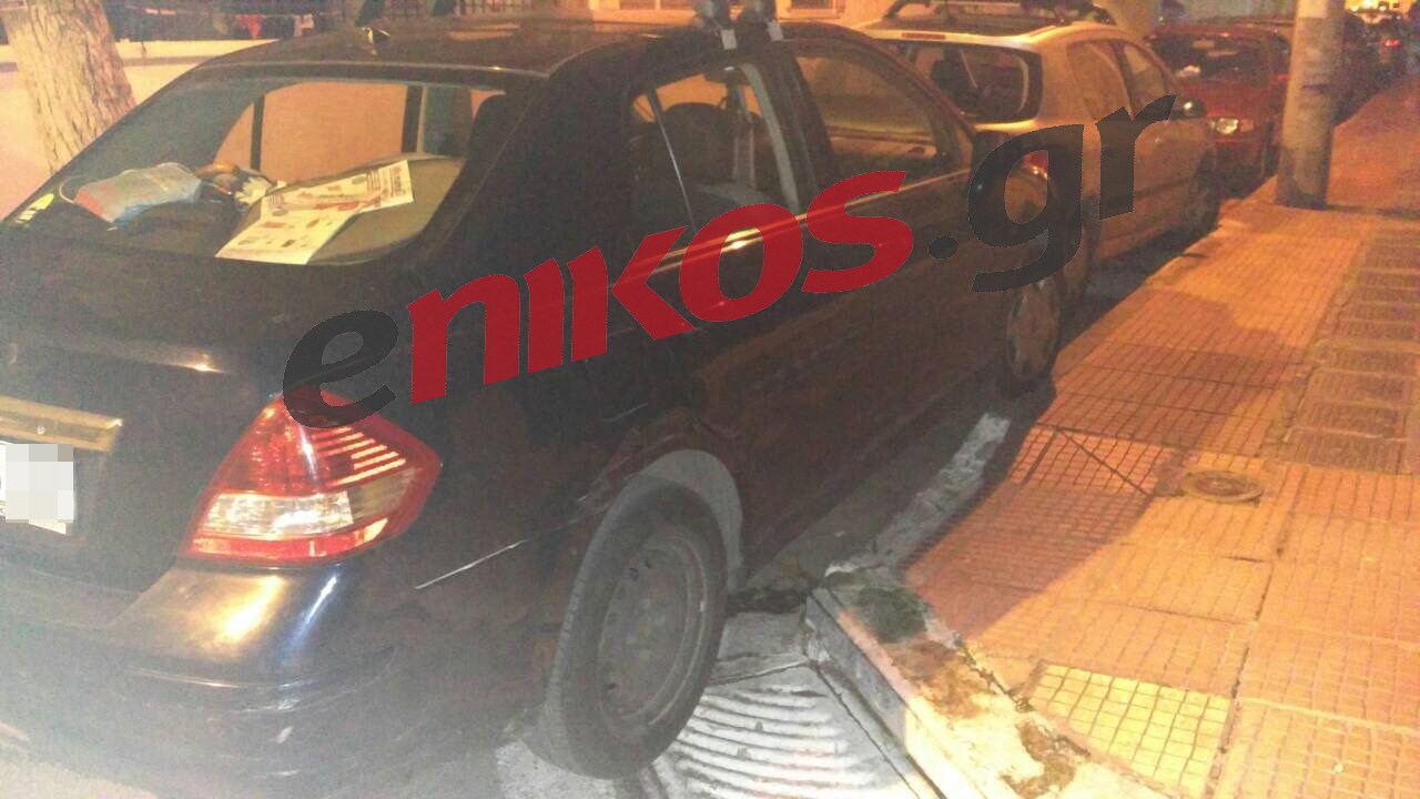 Ντροπή – Πάρκαρε μπροστά από την ράμπα αναπήρων και έφυγε σαν κυρία – ΦΩΤΟ αναγνώστη