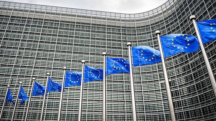 Πρωτιά για την Ελλάδα στο πακέτο Γιούνκερ – Στα 2,1 δισ. ευρώ η χρηματοδότηση