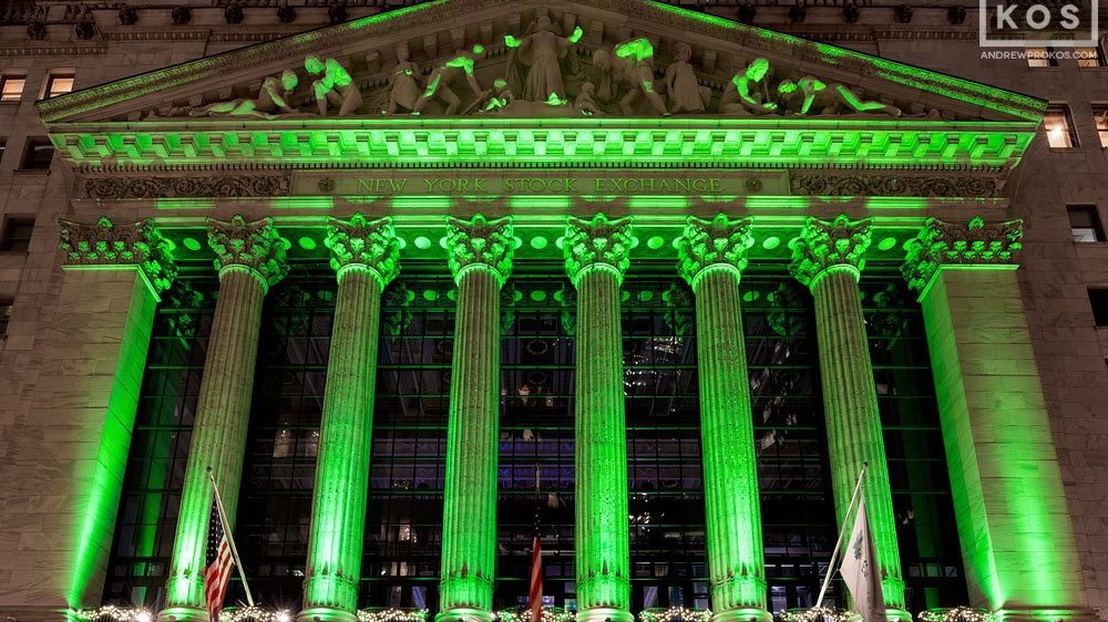 Wall Street: Έχασε τα περισσότερα κέρδη μετά την άσκηση δίωξης κατά Ρώσων