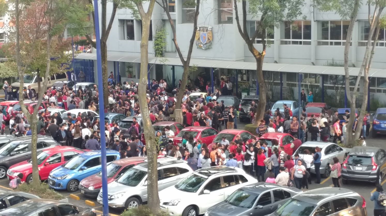 Η στιγμή που ο φοβερός σεισμός χτυπάει το Μεξικό – ΒΙΝΤΕΟ ντοκουμέντο