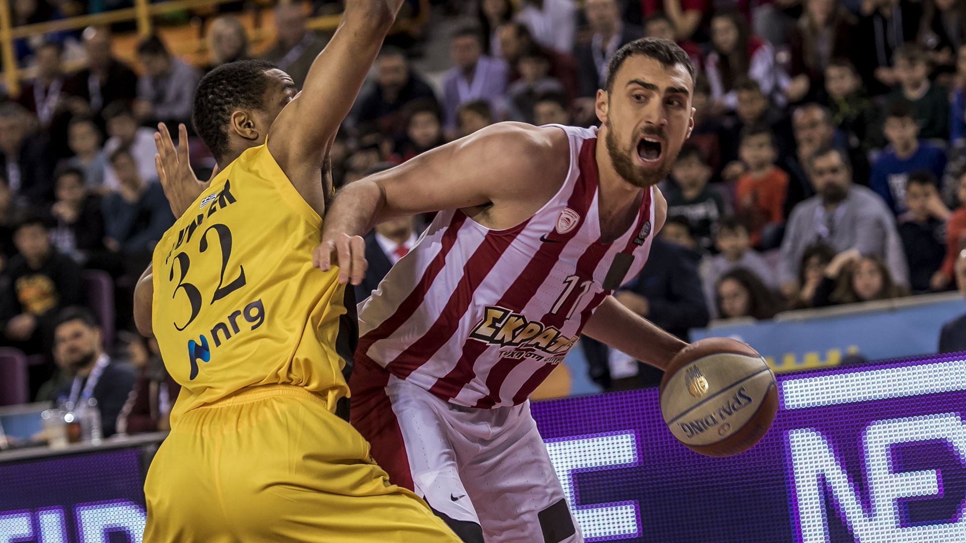 ΤΕΛΙΚΟ: Ολυμπιακός – ΑΕΚ 83-88