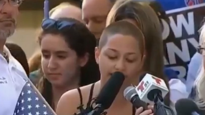 Μαθήτρια του λυκείου της Φλόριντα που έγινε το μακελειό: Πόσα αξίζουν αυτοί οι άνθρωποι για εσάς, κύριε Τραμπ; – ΒΙΝΤΕΟ