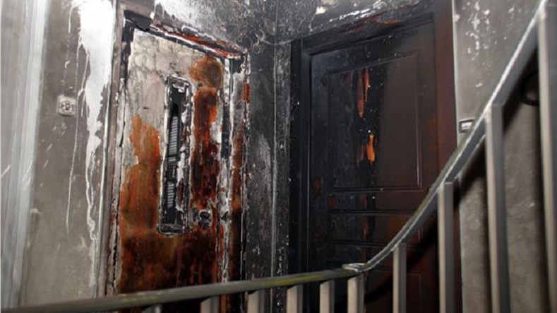 Επίθεση με γκαζάκια στα γραφεία πρώην βουλευτή της Χρυσής Αυγής