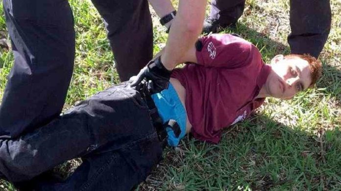 “Πορεία για τις ζωές μας”: Διαδήλωση κατά της οπλοκατοχής από μαθητές που επέζησαν από το μακελειό της Φλόριντα