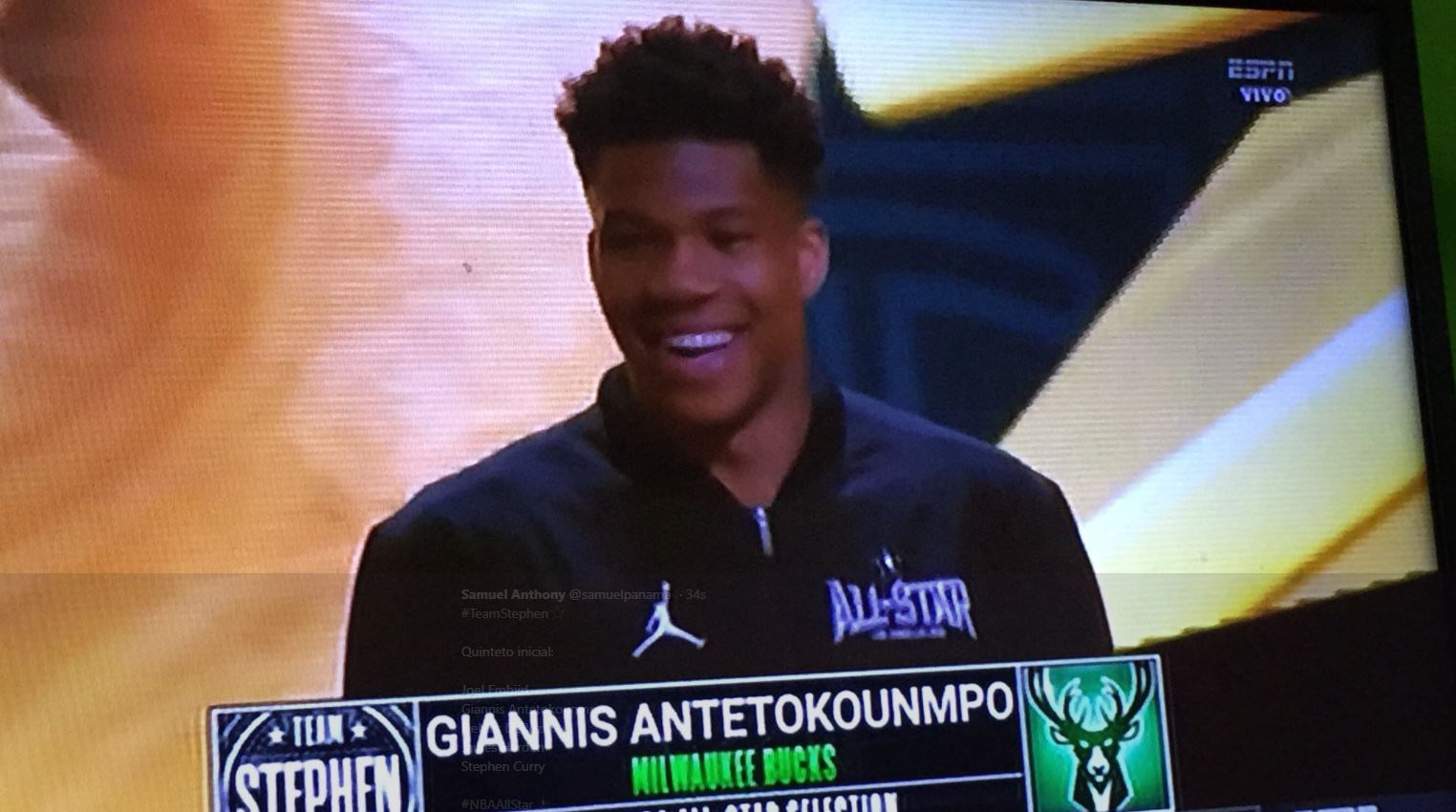 Φοβερό σκηνικό στο All Star Game: Ο παρουσιαστής δεν μπορούσε να προφέρει το όνομα του Αντετοκούνμπο – ΒΙΝΤΕΟ