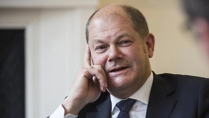 “Μήνυμα” Βέμπερ προς Όλαφ Σολτς: Μείνε στη γραμμή Σόιμπλε – Τι είπε για το ελληνικό χρέος