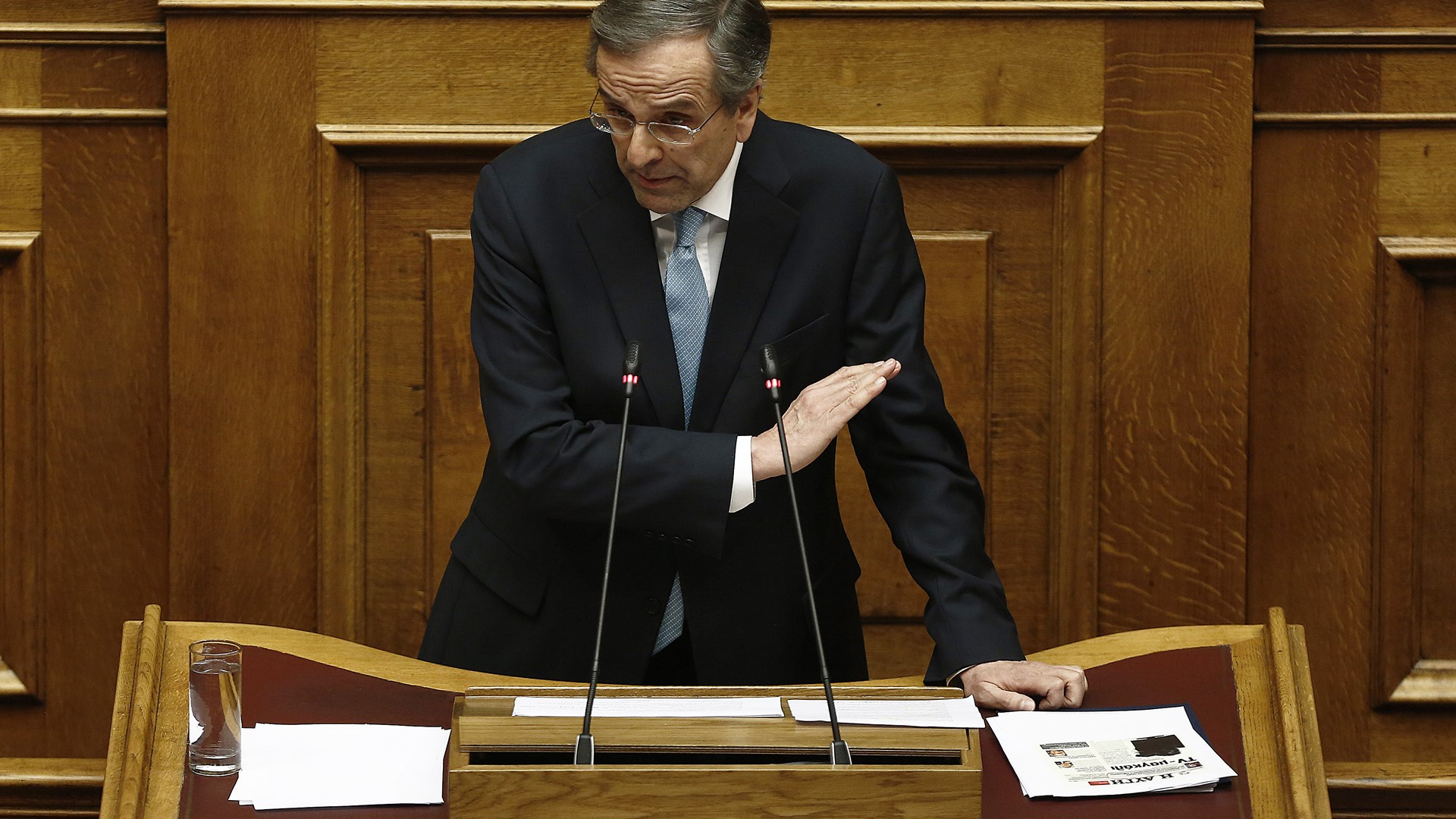 Σαμαράς: Αν είσαι άντρας πες το δυνατά – Η φράση βουλευτή του ΣΥΡΙΖΑ που έβαλε «φωτιά» στην Ολομέλεια – ΒΙΝΤΕΟ