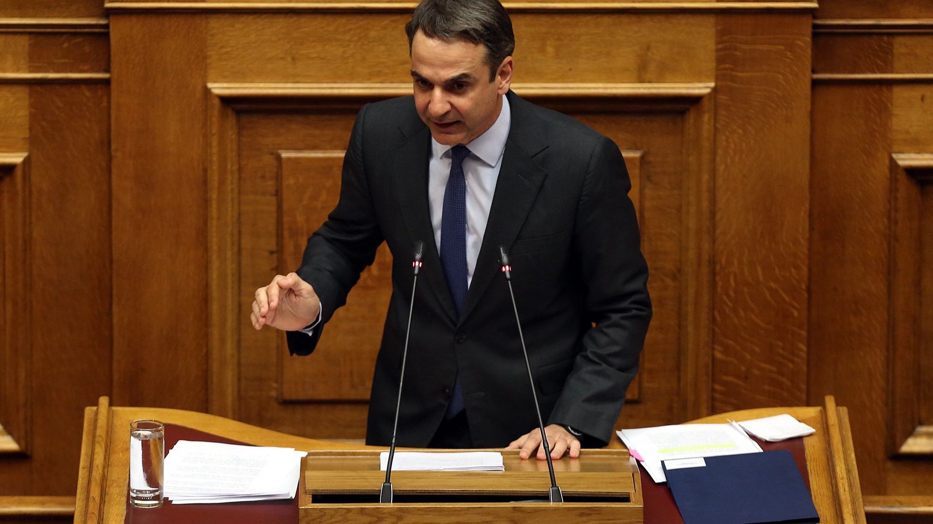 Μητσοτάκης σε Τσίπρα: Είστε το «πολιτικό γενόσημο» του παλιού συστήματος – Μην τολμήσετε να κλείσετε την υπόθεση αν δεν έρθουν όλα στο φως – ΒΙΝΤΕΟ