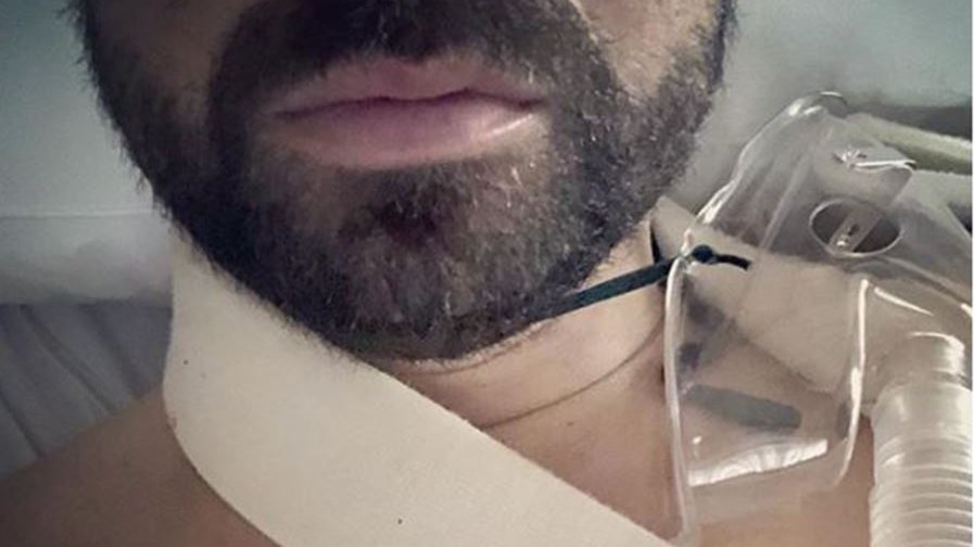 Βρεττός: Η πρώτη φωτογραφία μέσα από το νοσοκομείο – Προσευχηθείτε να βγω νικητής