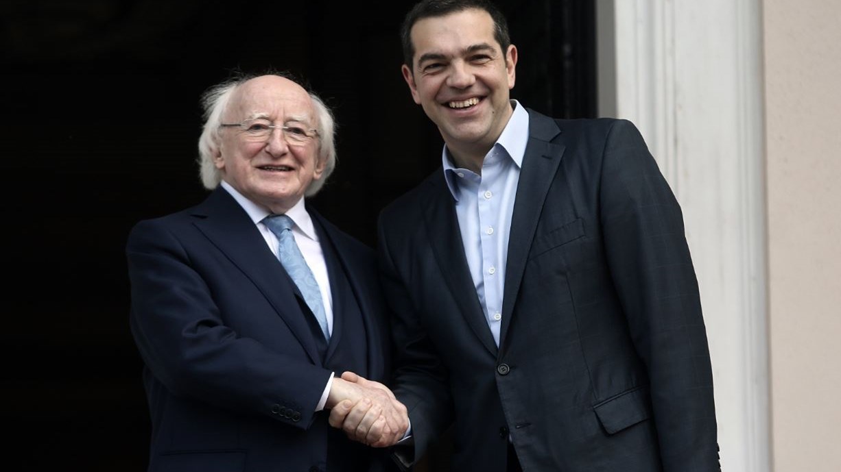 Στην αναγκαιότητα κοινωνικής συνοχής αναφέρθηκαν ο Αλέξης Τσίπρας και ο Ιρλανδός Πρόεδρος Μάικλ Χίγκινς- ΒΙΝΤΕΟ – ΦΩΤΟ