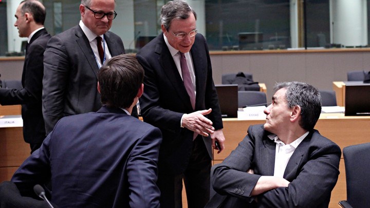 Spiegel: Η ΕΚΤ και το ΔΝΤ αμφιβάλλουν για την πιστοληπτική ικανότητα της Ελλάδας