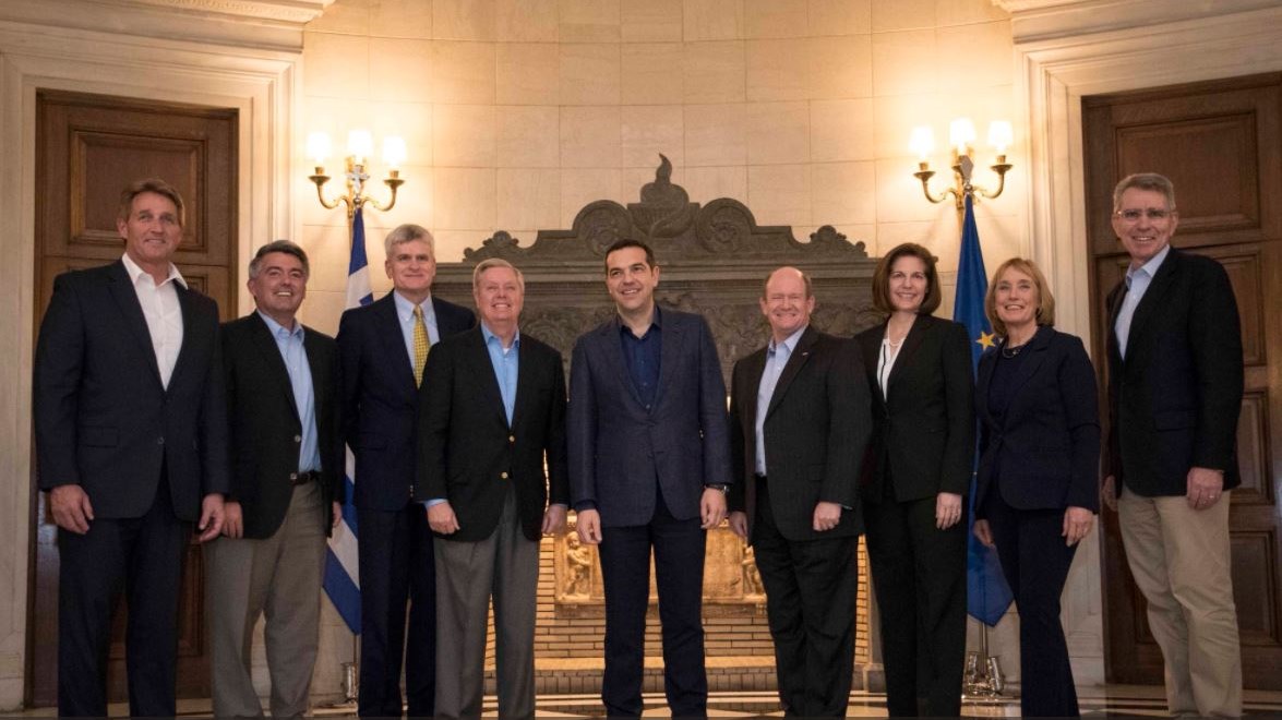Συνάντηση Τσίπρα με αντιπροσωπεία του αμερικανικού Κογκρέσου