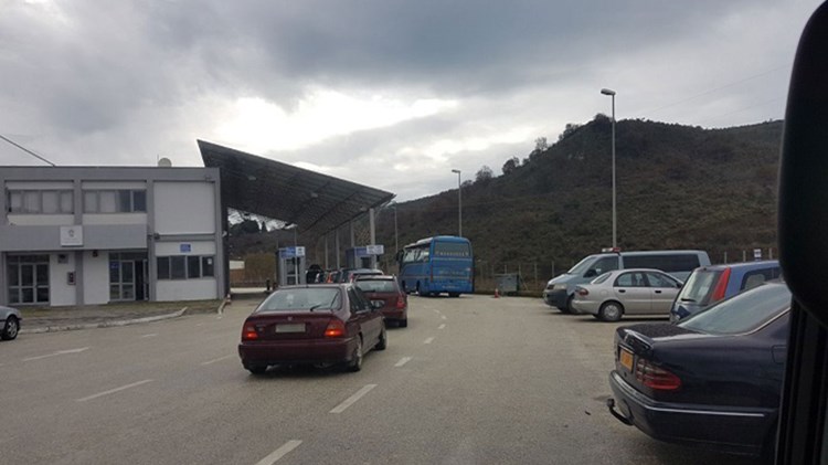 “Προσκύνημα” στην Ήπειρο οργάνωναν Τσάμηδες – Τους σταμάτησαν στα σύνορα – ΦΩΤΟ