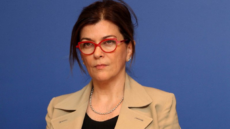 Θέμα «Αντωνοπούλου» στην κυβέρνηση – Θύελλα αντιδράσεων και από κυβερνητικούς βουλευτές για το επίδομα ενοικίου