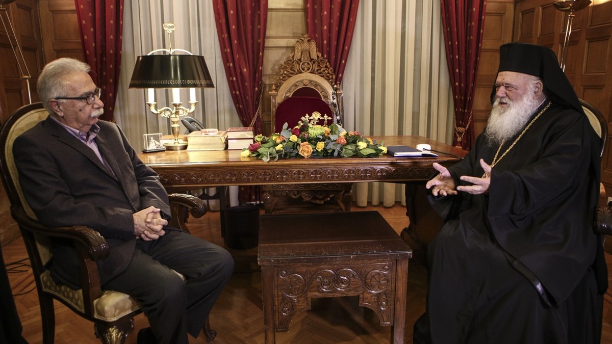 Ιερώνυμος προς Γαβρόγλου: Πραξικοπηματικά επεμβαίνει η Πολιτεία σε εσωτερικά ζητήματα της Εκκλησίας