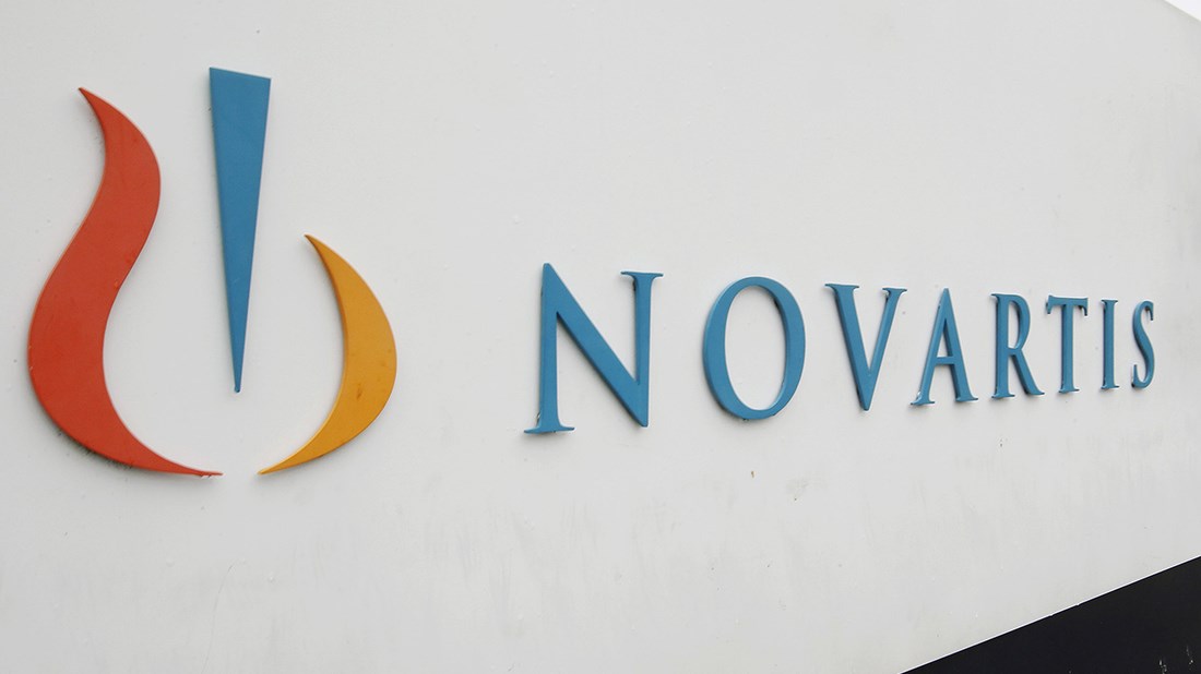 Η δικογραφία της Novartis να παραμείνει στους ανακριτές διαφθοράς ζητούν πέντε δικαστές