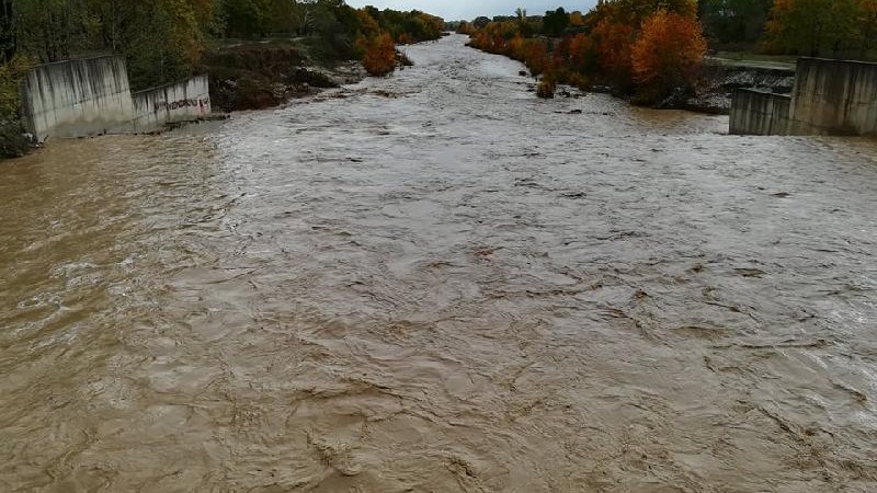 Συναγερμός στη Θεσσαλία από την επέλαση της κακοκαιρίας – Να κηρυχθεί σε κατάσταση έκτακτης ανάγκης ζητά η Περιφέρεια