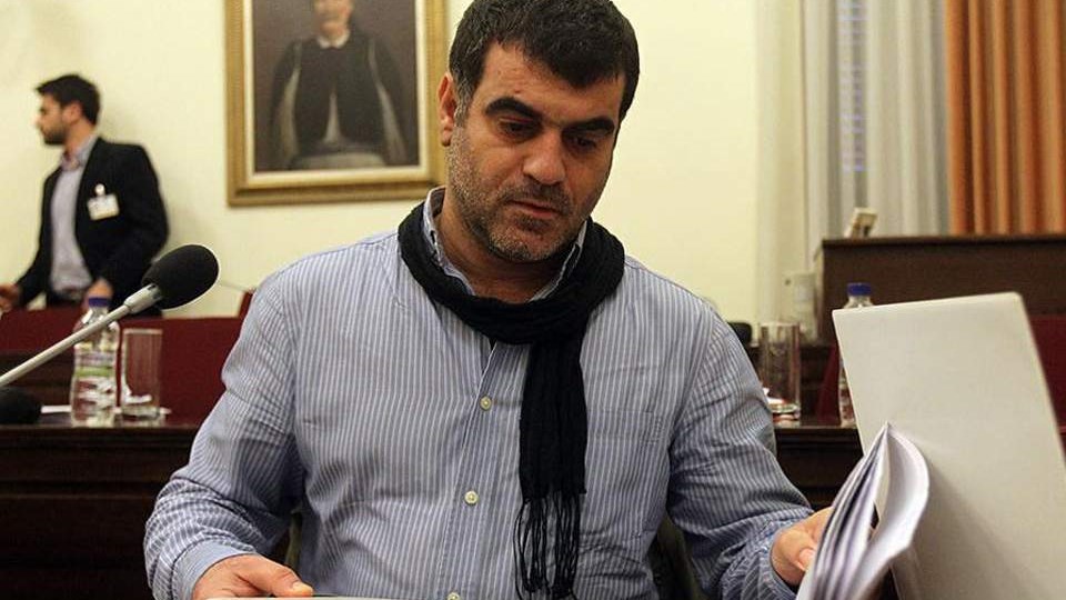 Πότε θα δικαστεί ο Κώστας Βαξεβάνης μετά τη μήνυση που κατέθεσε σε βάρος του ο Αντώνης Σαμαράς