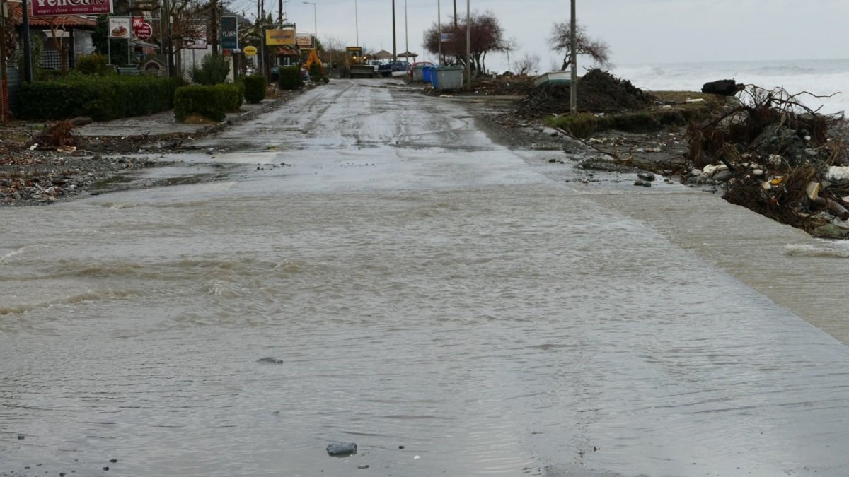 Λάρισα – Παρασύρθηκε σπίτι από την κακοκαιρία