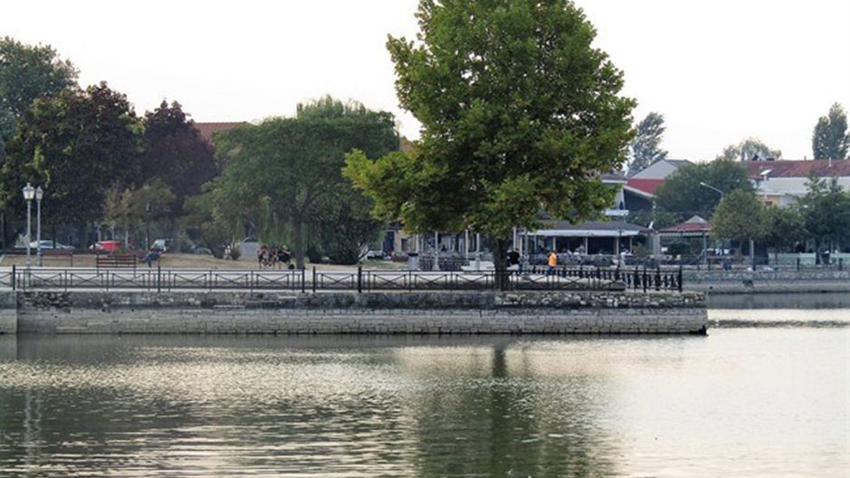 Νεκρή γυναίκα εντοπίστηκε στη λίμνη των Ιωαννίνων