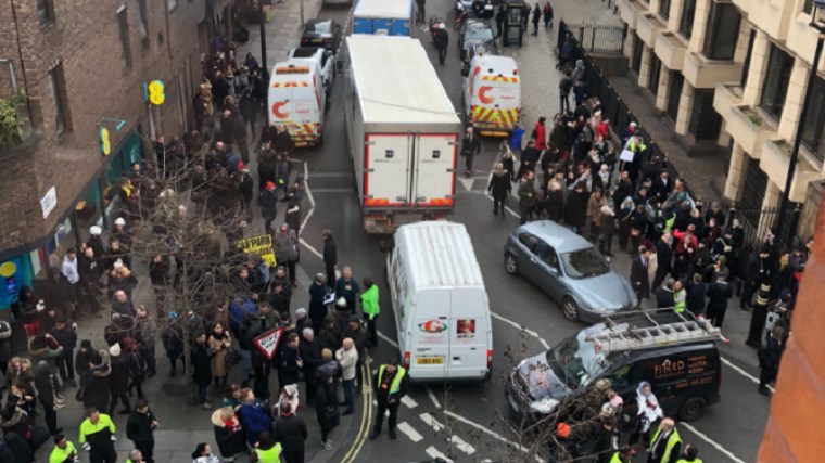 Εκκενώθηκε η Όπερα του Λονδίνου λόγω ύποπτου πακέτου – ΒΙΝΤΕΟ