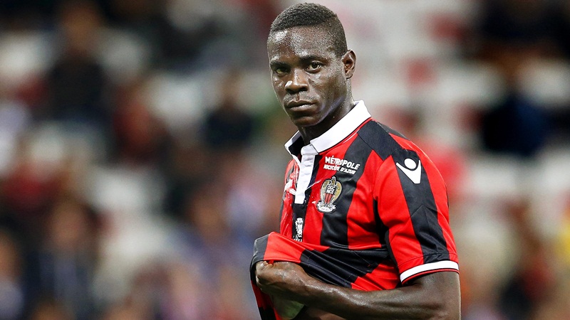 Η οργισμένη απάντηση του Μπαλοτέλι στον Ντάνι Άλβες για τον Αστόρι