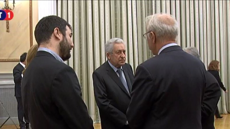 Ο διάλογος Βίτσα-Κουβέλη στο Προεδρικό Μέγαρο